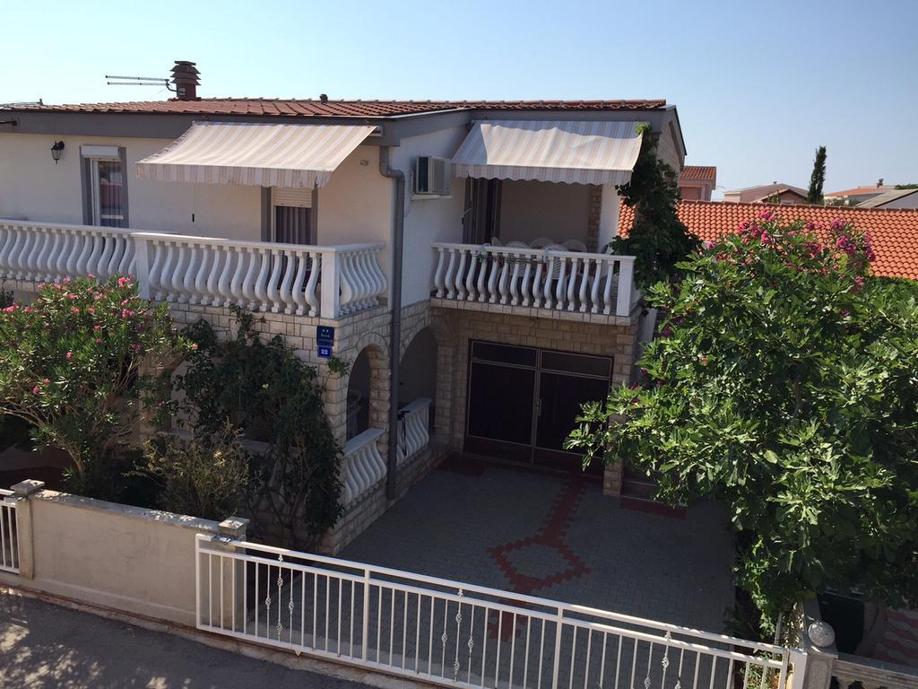 Apartment Krmpotic Vir Dış mekan fotoğraf