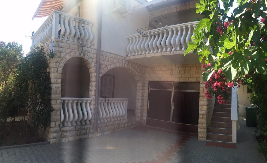 Apartment Krmpotic Vir Dış mekan fotoğraf