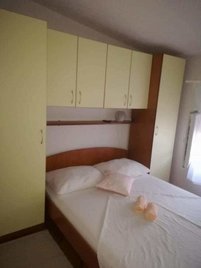 Apartment Krmpotic Vir Dış mekan fotoğraf